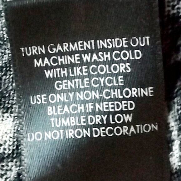 TORRID Cardigan, 2/2X Open Front Sweater, Diamond/Geo print, Polyester - Picture 9 of 11